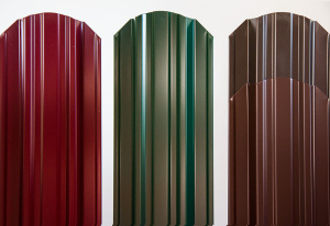 Евроштакетник RAL 3005 1,8м - 0,125м красный