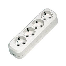 Колодка МаkeI 4 гнезда с/з MGP151